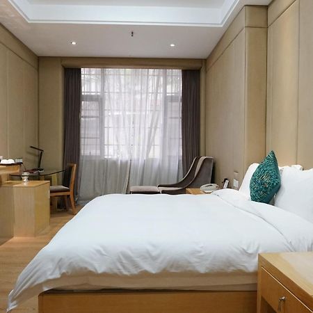 Paco Hotel Ouzhuang Metro Guangzhou-Free Shuttle To Canton Fair Εξωτερικό φωτογραφία