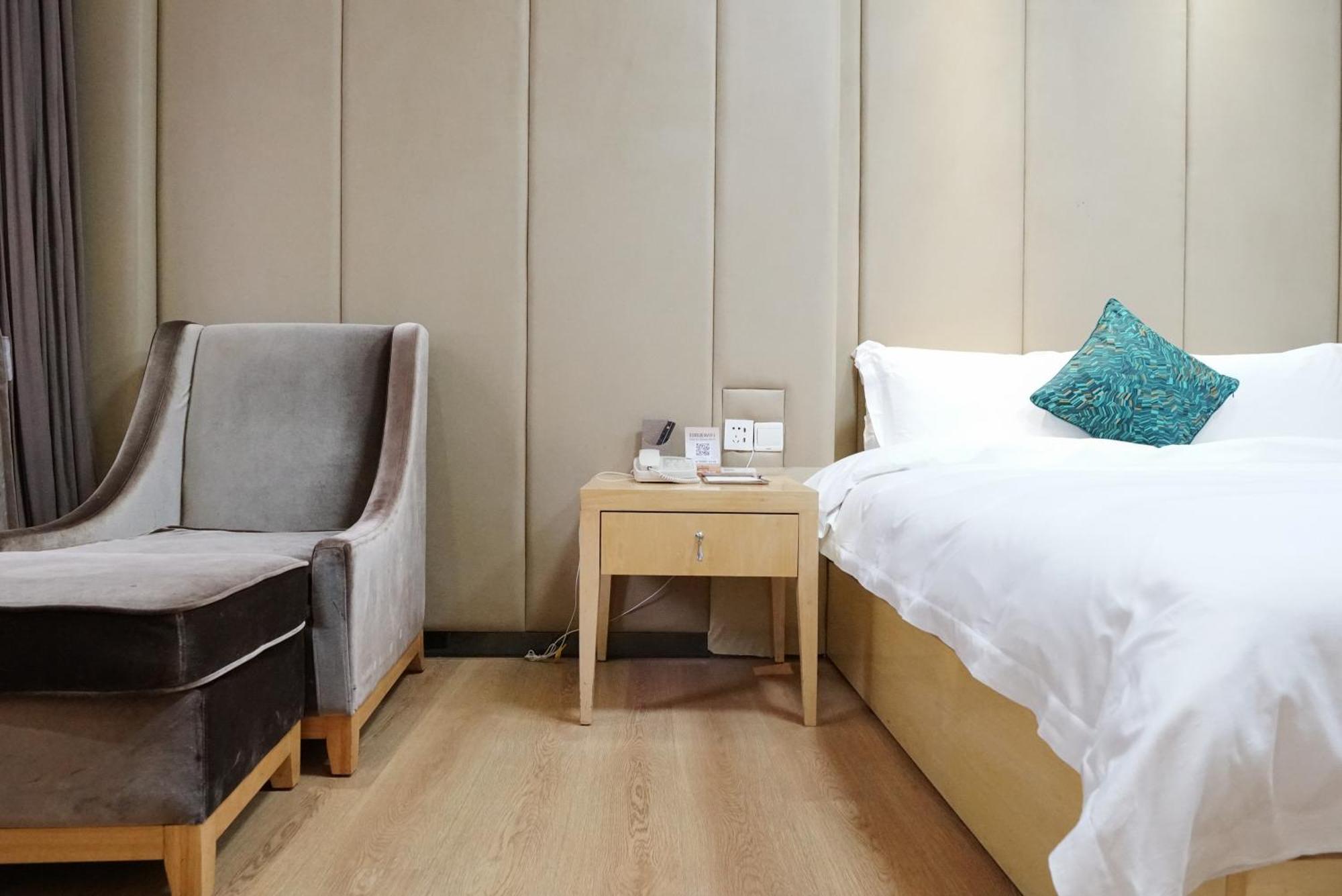 Paco Hotel Ouzhuang Metro Guangzhou-Free Shuttle To Canton Fair Εξωτερικό φωτογραφία